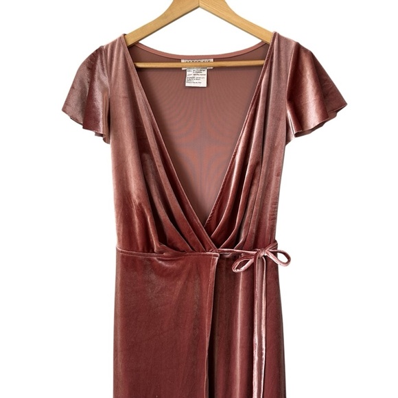 After Six Elegant Velvet Wrap Dress, Flutter Sleeve, Rose Pink, Regencycore, XS - Picture 2 of 13